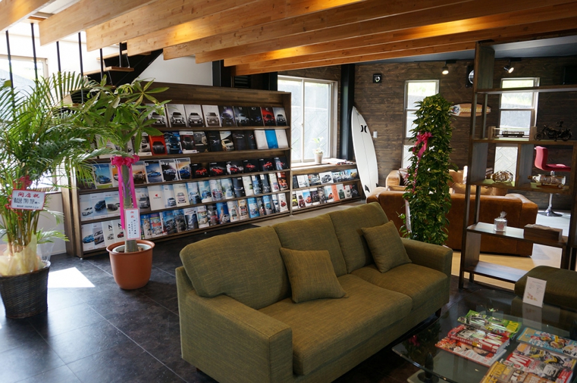 ㈱ツートップ 本社 3枚目